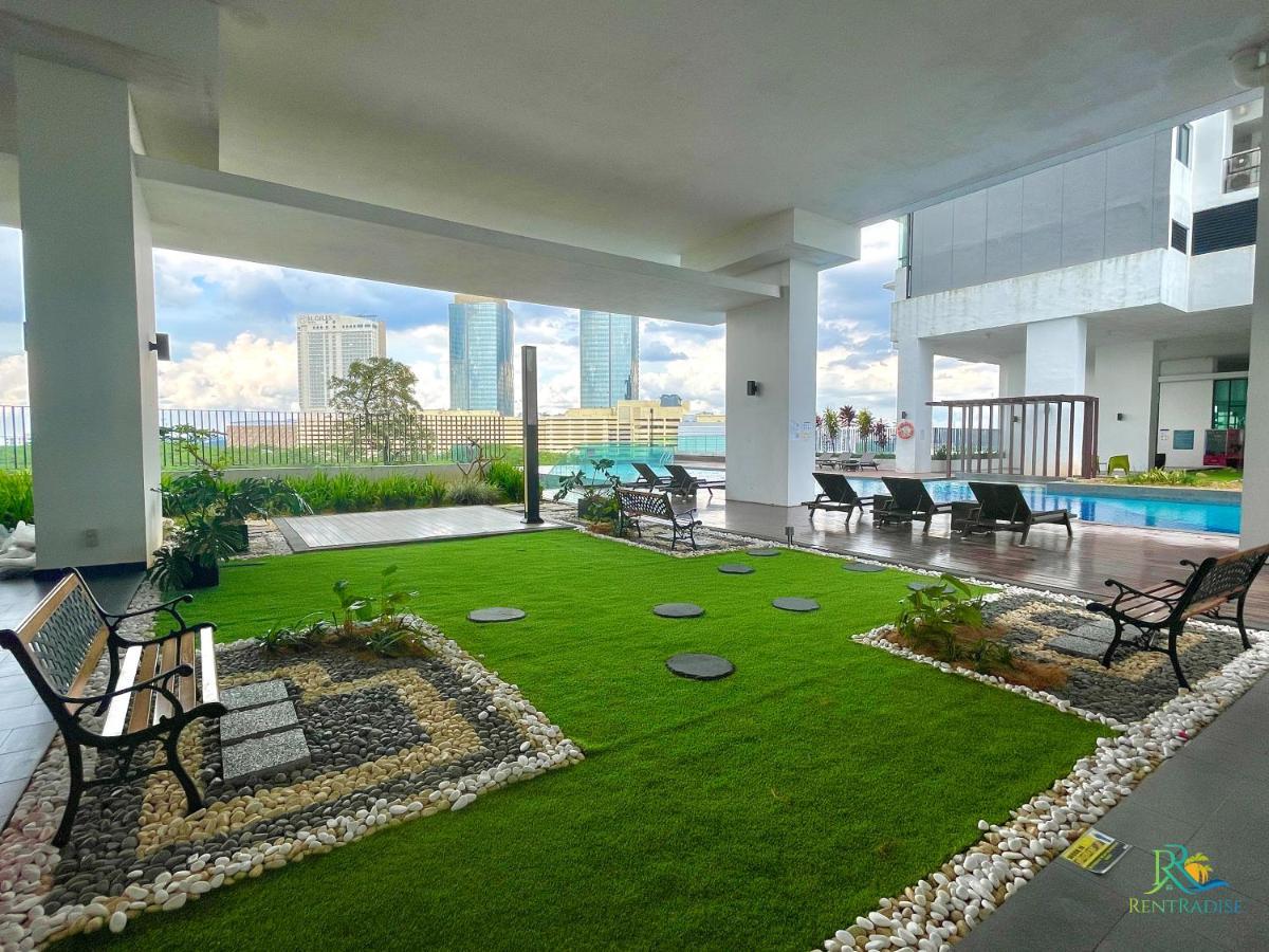 Mid Valley Southkey Mosaic @ Uha